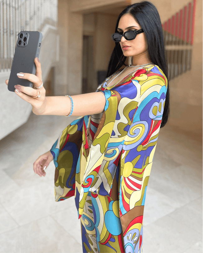Auberegin, Red & Beige Kimono Sleeve Kaftan