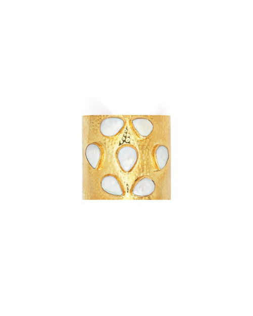 Gaia Cuff Pearl