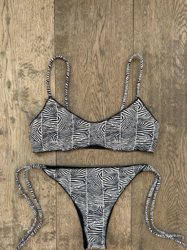 Zebra Spoty Thin Shoulders Regular Bikini Set