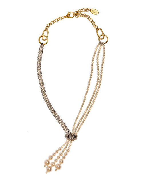 Pearls and crystals necklaces