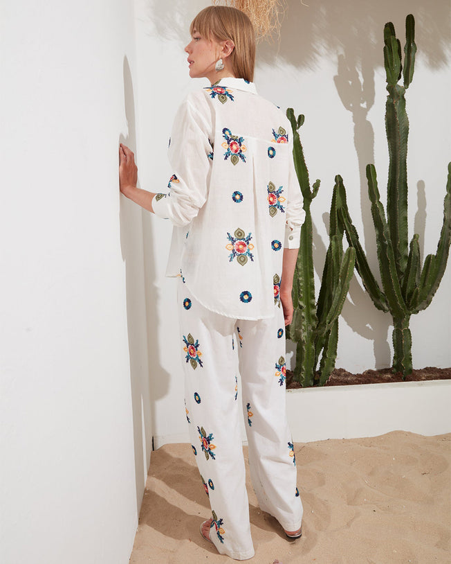Say Ethinic White Top & Pant with Blue Flower Emroidered Set