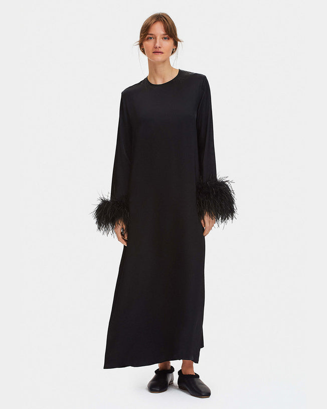 Suzi Maxi Dress with Detachable Feathers in Black